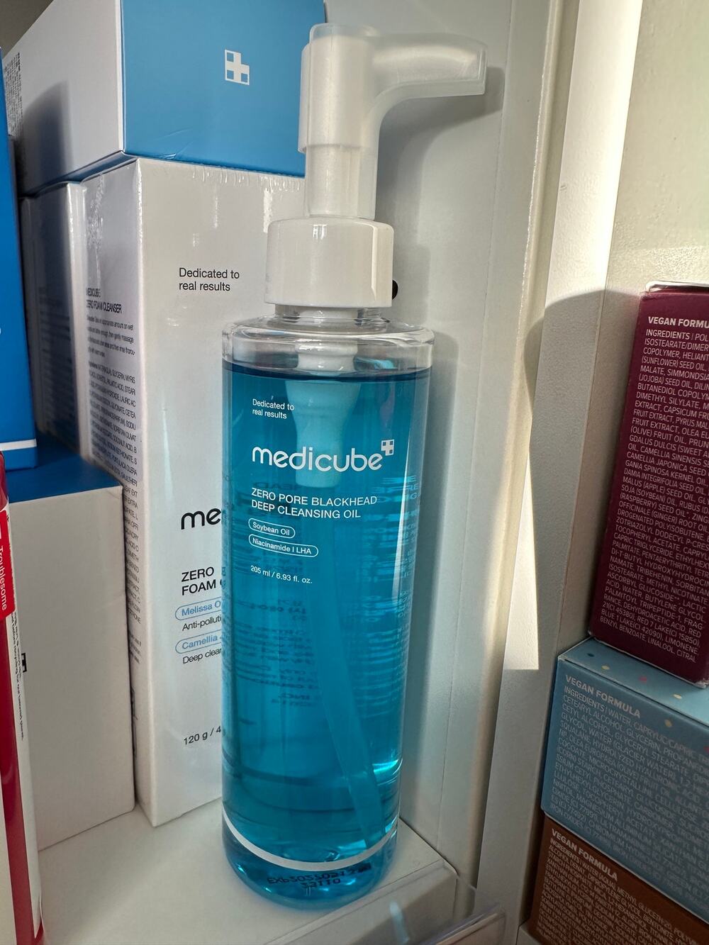 Medicube's Zero Pore Blackhead Deep Cleansing Oil
